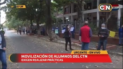 Alumnos del CTN se movilizan y exigen retorno a clases presenciales