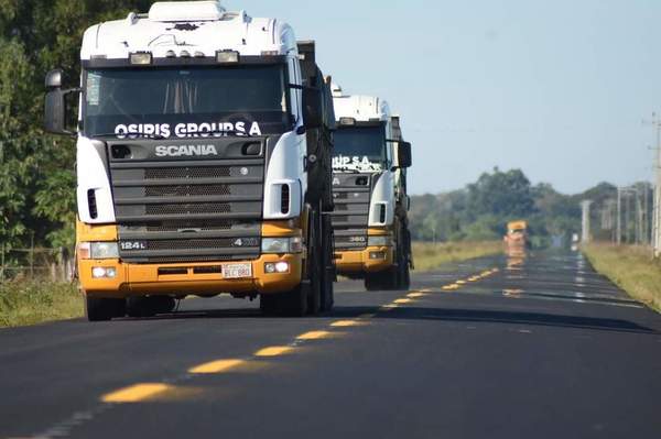 Camioneros irán al paro y anuncian desabastecimiento