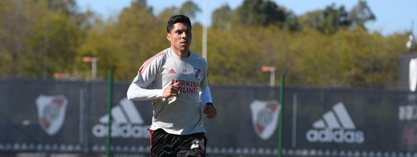 Enzo Pérez, el mediocampista que irá al arco de un River diezmado por el COVID-19