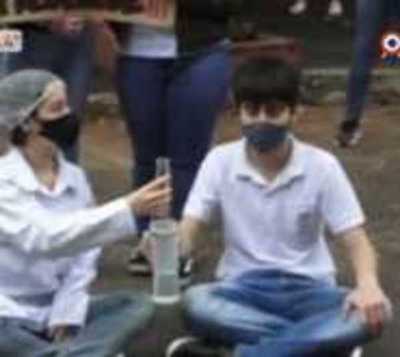 Estudiantes del Colegio Técnico exigen clases híbridas inmediatas  - Paraguay.com