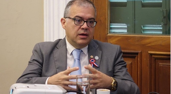 Concejal anuncia que presentará denuncias penales y sostiene que Intendente se niega a transparentar su gestión