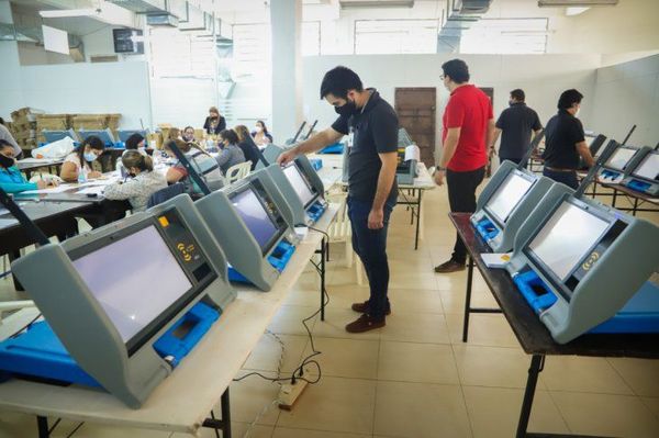TSJE: Precandidatos fallecidos no serán borrados de máquinas de votación