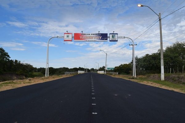 Histórico: culmina asfaltado de ruta y Yabebyry dice adiós a décadas de aislamiento - El Trueno