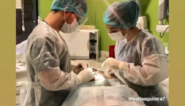 Aclaran que joven fue vacunada porque es asistente en consultorio y cirugías - Noticiero Paraguay