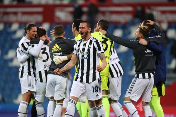 Juventus se corona - Fútbol Internacional - ABC Color