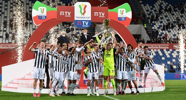 La Juventus gana la Copa Italia en medio de las críticas a Andrea Pirlo