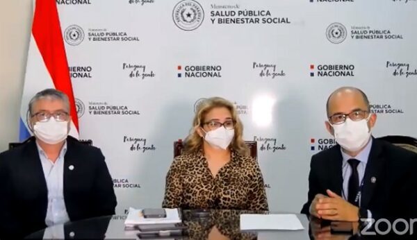 Fiasco de las vacunas obliga a pausar inmunización