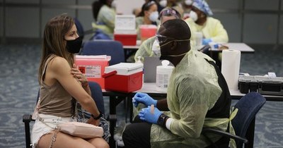 La Nación / OPS destaca fuerte reducción de casos y muertes en EEUU
