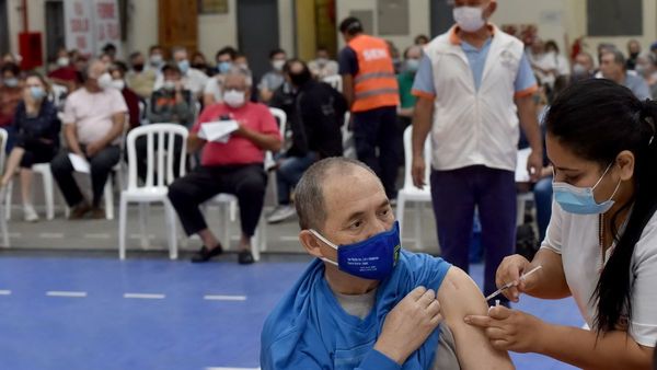 En seis departamentos se frenará la vacunación por dosis limitadas