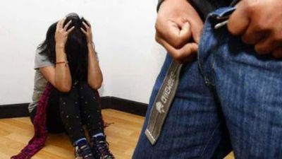 Abuso sexual: raptó a escuelera y la tuvo como esclava sexual