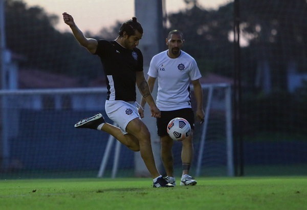 Olimpia recibe a Internacional de Porto Alegre