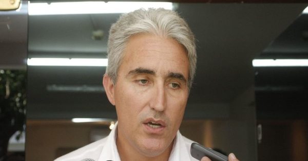 La Nación / “Erramos en la estrategia, porque plata no faltó”, dice abogado sobre fracaso en compra de vacunas