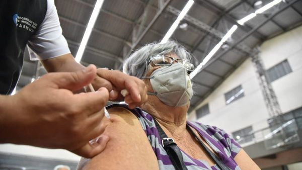 Paraguay está entre los peores países por bajo porcentaje de población vacunada