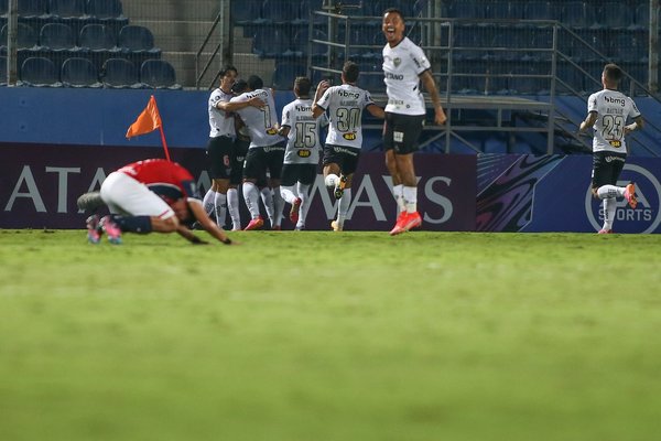 Nueva derrota de Cerro en manos del Mineiro | Noticias Paraguay