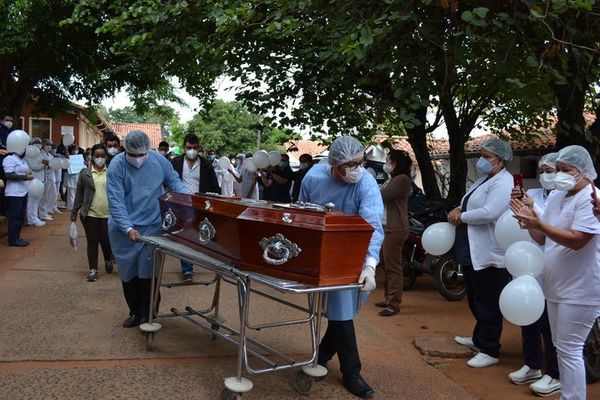 Dan el último adiós a chofer de ambulancia de San Juan - Nacionales - ABC Color