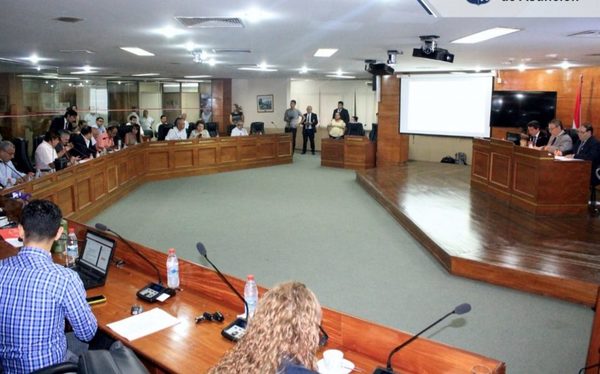 Junta de Asunción crea comisión especial para controlar compras de vacunas | OnLivePy