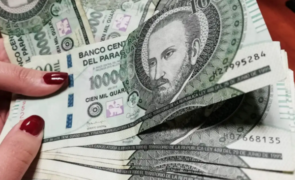Diario HOY | Obreros piden reajuste salarial en un orden superior a los 500 mil guaraníes