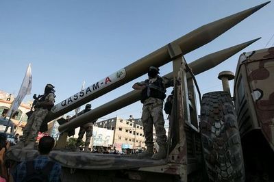 Israel acuerda un alto el fuego “mutuo e incondicional” con Hamas en Gaza