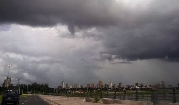 Anuncian tormentas con vientos de hasta 120 km/h para este viernes - Noticiero Paraguay