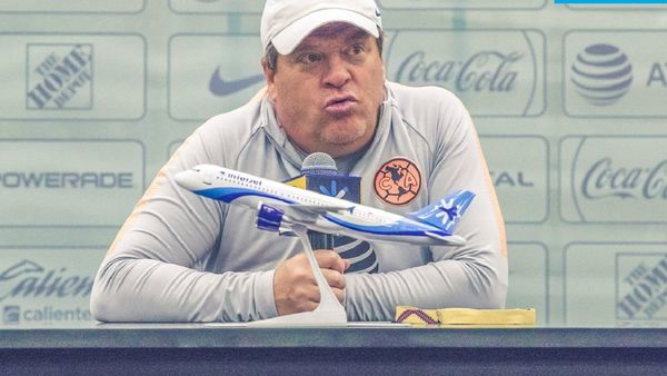 Tigres de Carlos González presenta a su nuevo técnico