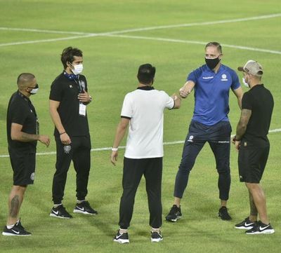 “Mba’eteko”, el saludo de árbitro argentino - Fútbol - ABC Color