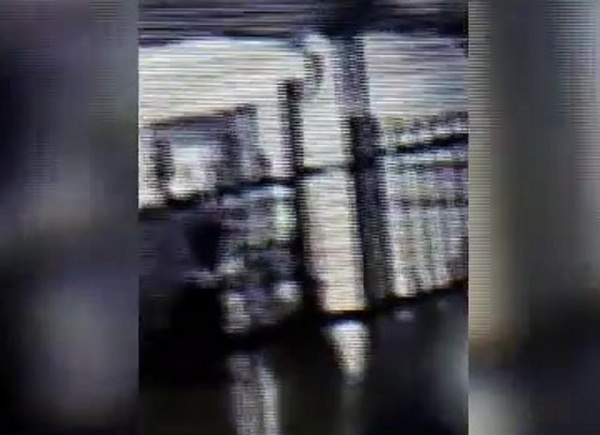 Brutal agresión a una mujer en una Pizzería - SNT