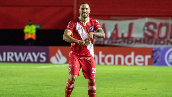 Argentinos Juniors se asegura el liderato