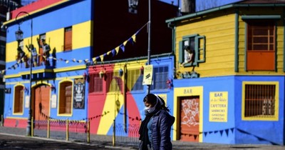 La Nación / Argentina entrará en confinamiento total por nueve días por ola de COVID-19