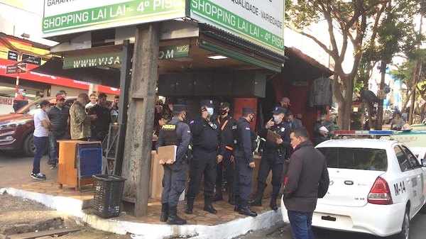 Crónica / POLICÍAS QUEDARON DUROS. Se llevaron millonario botín