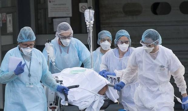 Diario HOY | Enfermeras ya no dan abasto: 5 profesionales deben atender a 30 pacientes