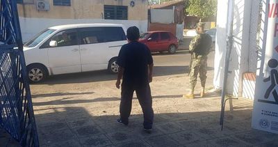 Coronavirus: quejas, desilusión y tardía llegada de vacunas en barrio Obrero - Nacionales - ABC Color