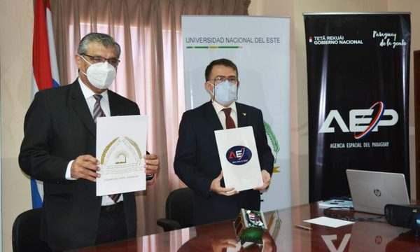 UNE firma convenio con la Agencia Espacial