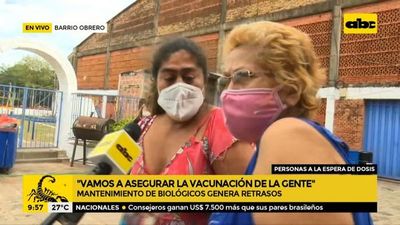 Llantos, impotencia y desorganización ante falta de vacunas en Fomento de Barrio Obrero - A la gran 730 - ABC Color