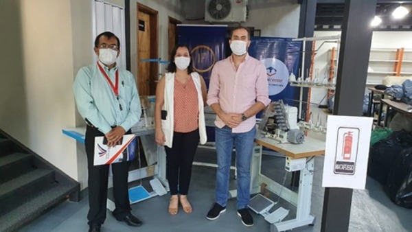 Microempresas beneficiadas con programa del MIC recibieron bienes de capital para mejorar su producción | .::Agencia IP::.
