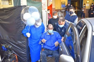 Don Joel Oviedo fue internado y necesita ayuda para seguir su tratamiento médico - Nacionales - ABC Color