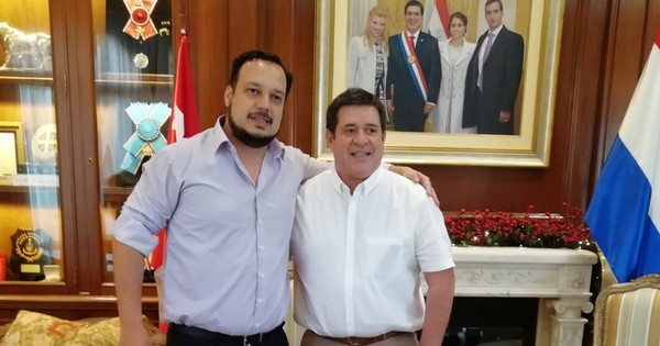 La Nación / Candidato a concejal en Asunción habla de una nueva manera de hacer política
