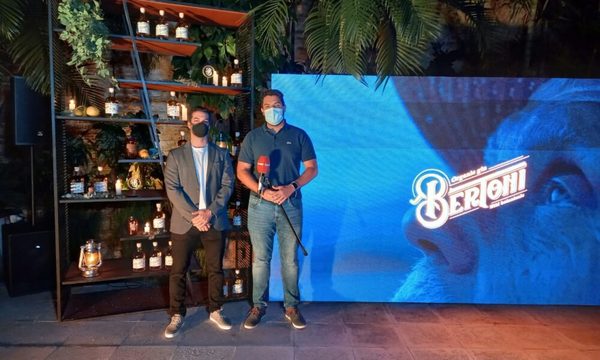 Gin Bertoni: La bebida artesanal inspirada en la botánica silvestre de nuestra tierra