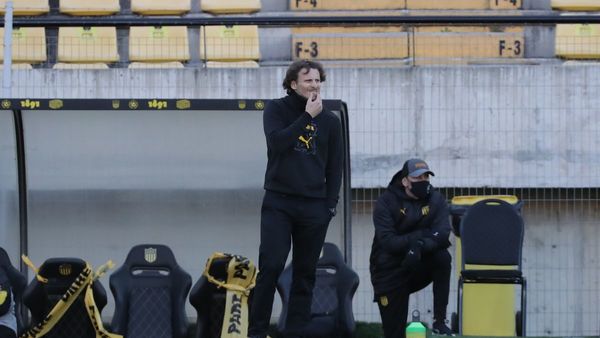 Diego Forlán aguarda por el título de Atlético de Madrid