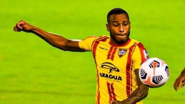 El golazo de Alfredo Stephens