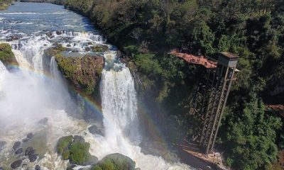 Cae ascensor panorámico y funcionaria de Saltos del Monday queda herida