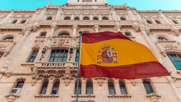 España permitirá el ingreso de los turistas vacunados a partir del 7 de junio