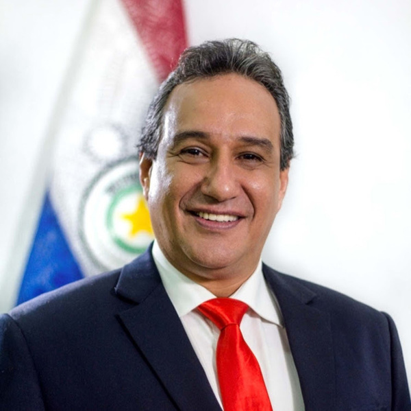 En plena crisis sanitaria el Gobernador Hugo Javier autorizó pagar con dinero de los contribuyentes seguro médico | OnLivePy
