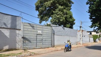 Piden intervención de  empresa de sanitarios por reclamo de años