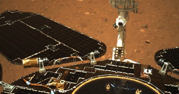 La Nación / El explorador chino en Marte comienza a recorrer el Planeta Rojo