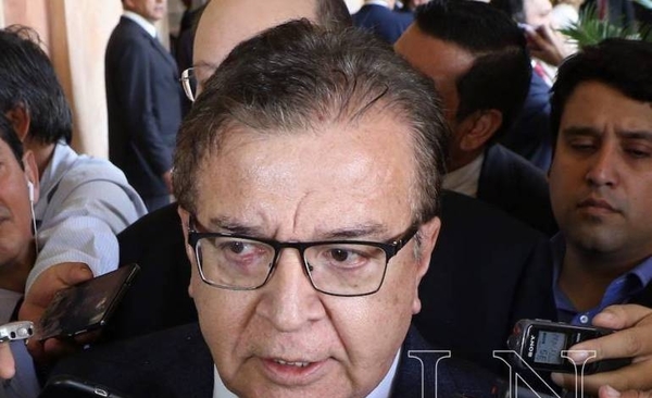 Diario HOY | El "Virrey" Nicanor responde a las "mentiras" de Blas Llano