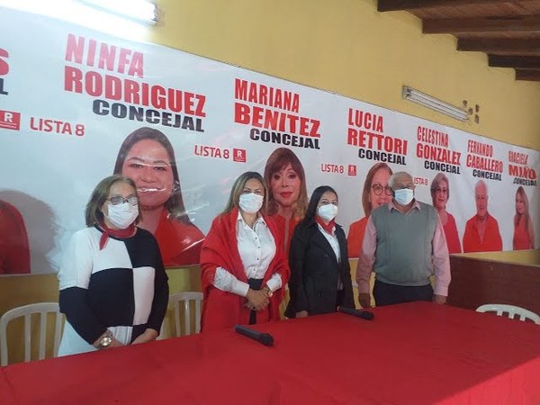 PRECANDIDATOS A CONCEJALES SE APARTAN DE CAMPAÑA LIDERADA POR SILVERO