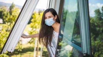 Recomiendan ventilar los espacios para evitar el contagio de Covid-19