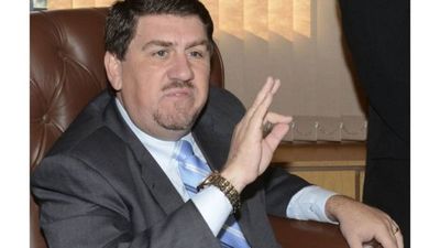 Mientras Blas Llano recrimina a colorados, sus operadores y parientes costaron a la EBY más de G. 1.766.000.000 en 2020 - El Trueno