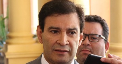 La Nación / “Calé debe presidir la mesa directiva”