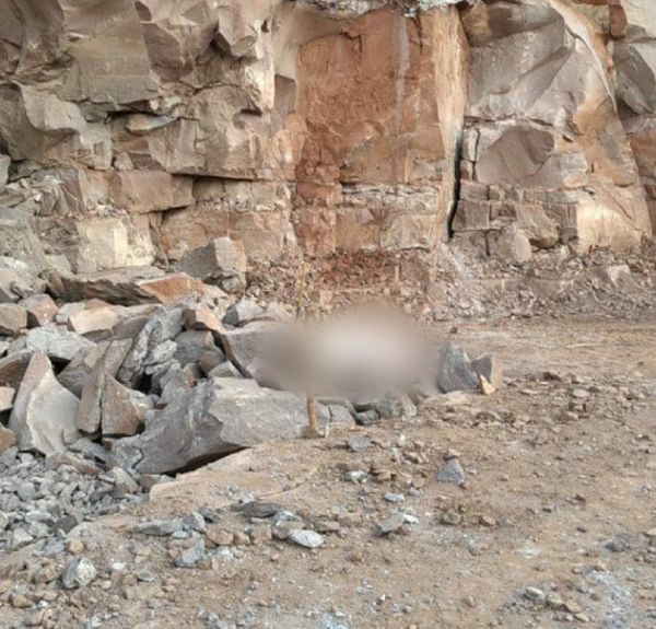OBRERO MUERE AL CAER SOBRE ÉL UNA PIEDRA EN UNA CANTERA
